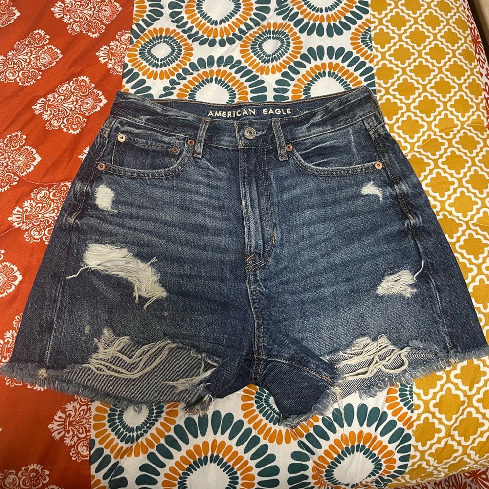 American Eagle High-waisted Shorts